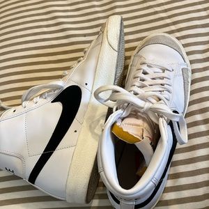 Nike blazers size 9.
